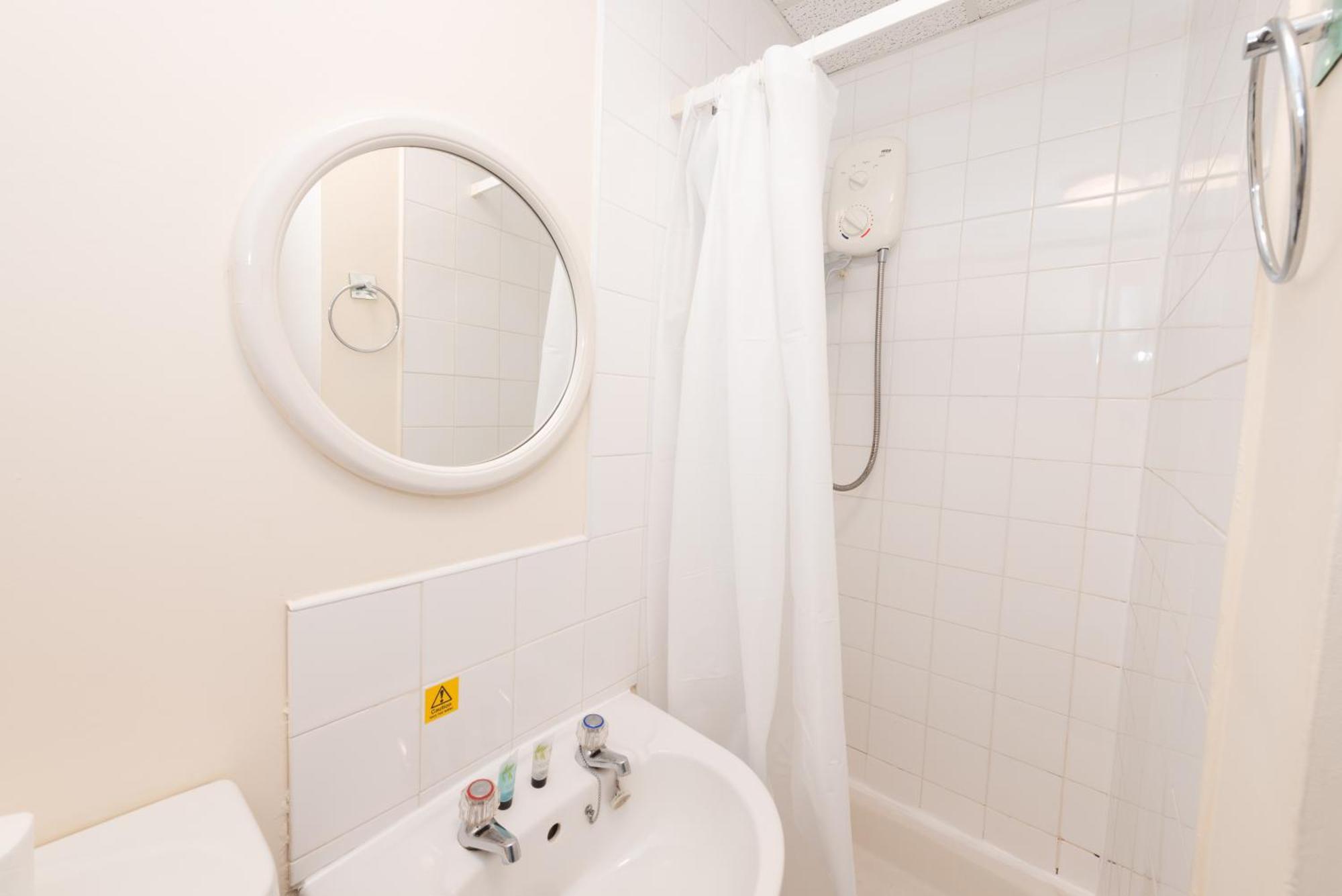 Superior En-Suite Apartment 6 Plymouth Extérieur photo